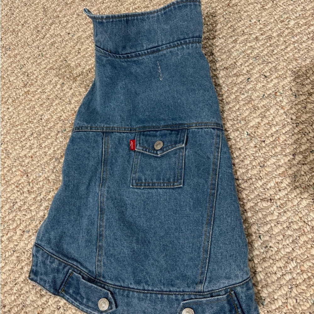 Levi’s Denim Dog Jacket with Pocket